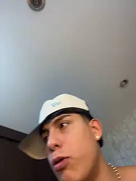 Lander_Cruz Chat XXX in diretta