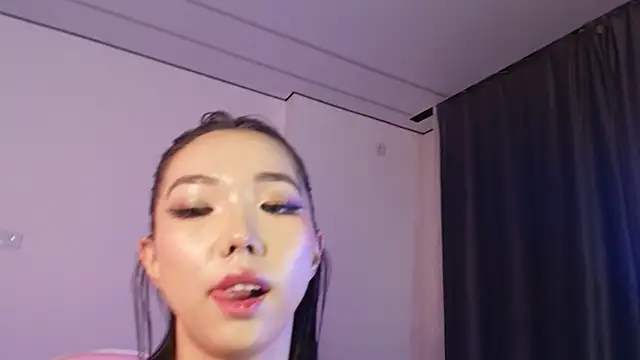 Chat XXX ao vivo de jennrubyy