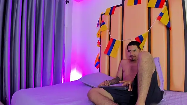 Mily_Mark's Live XXX Chat