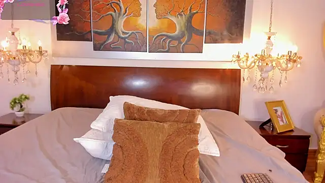 XXX chat uživo modela CamiRaux