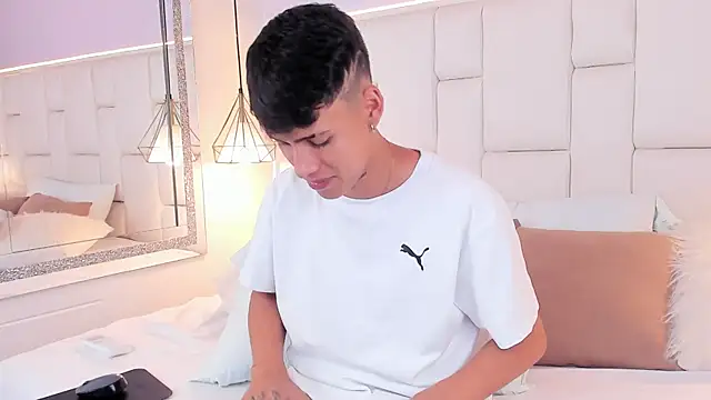 JacobFerrer 现场XXX聊天