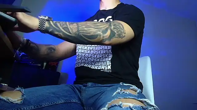 Chat +18 de XanderCage99 ao vivo