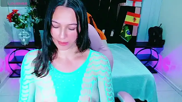 Megan_Rai Chat XXX in diretta