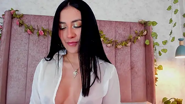 دردشة AnyaJay الجنسية المباشرة