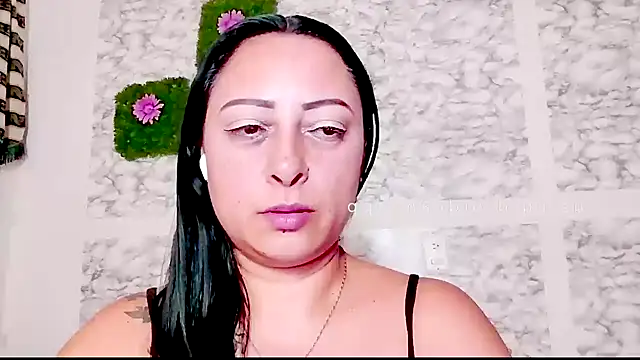 XXXStephanie_XXX Chat XXX live