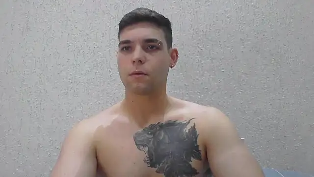 Show de Zure-xxx na webcam