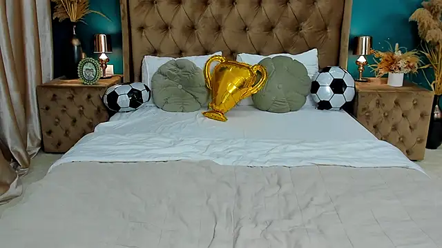 LunaKale Adlı Modelin Canlı XXX Sohbeti