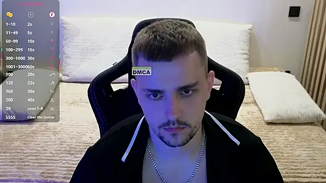 Larstar01's Live XXX Chat