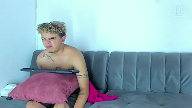 percy_scorpion – Naživo XXX chat