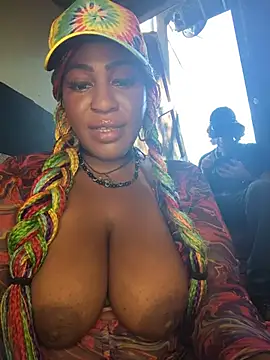 AmazonianMistress élő XXX-chatje