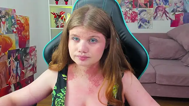 Chatroom XXX en direct de ChloeHalses
