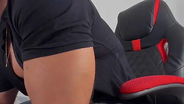 magnusclark live XXX chat