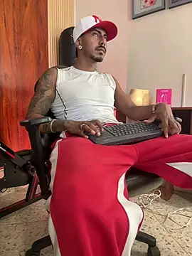 Latinmoster_boss 网络视讯表演