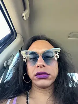 TranSexualJade95 Adlı Modelin Canlı XXX Sohbeti