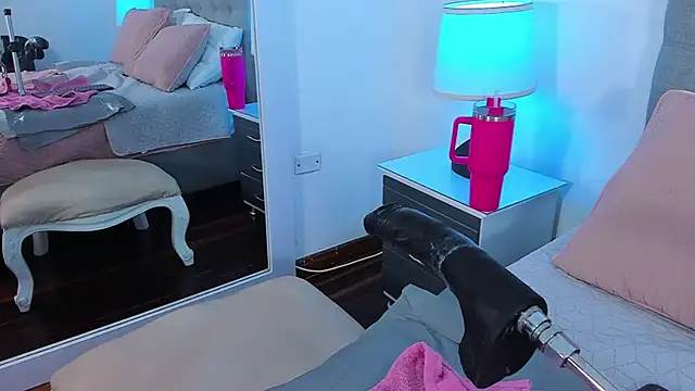 Samantha__Vega élő XXX-chatje