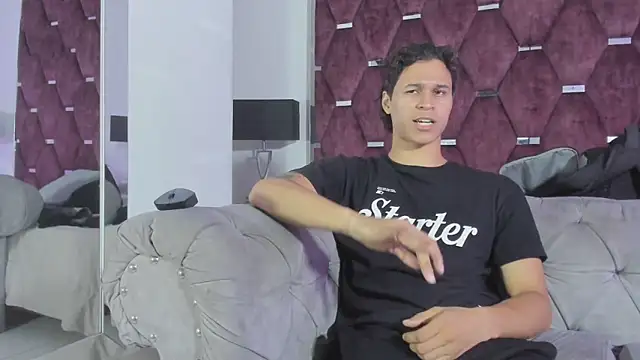TonyBenedetti 现场XXX聊天