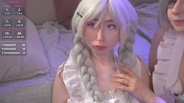 CosplayDream Adlı Modelin Canlı XXX Sohbeti