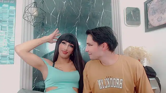 hilary_rodriguezのウェブカメラショー