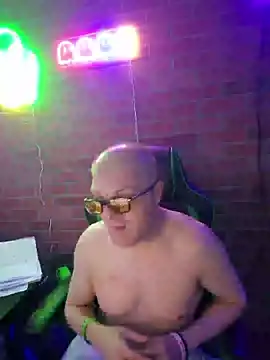 عرض كام chronic_vibez