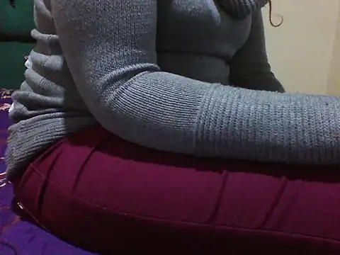 Chat +18 de Sexy_Riri ao vivo