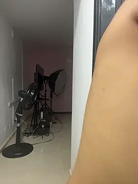 Karimeghillsn Live XXX chat