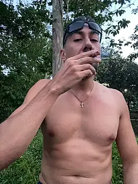 צ'אט XXX בשידור חי של dantedesirexx