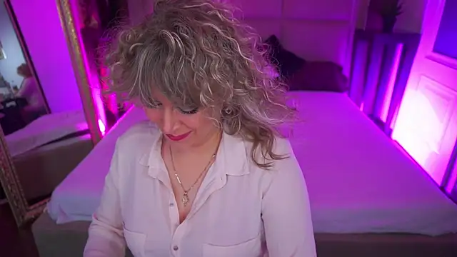 CandyLadyyy Chat XXX live