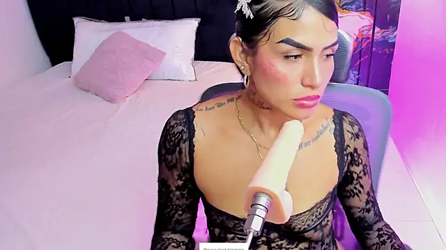 Czat XXX na żywo – Alanna_Wild