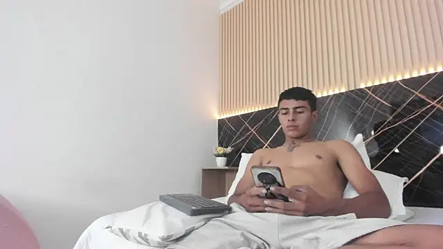 Bruno_fox Show in webcam