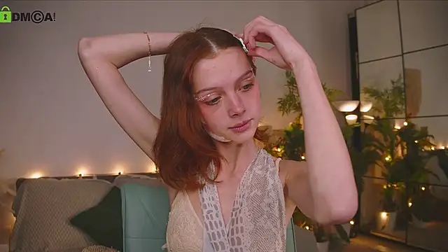 little_anitta's Webcam Show