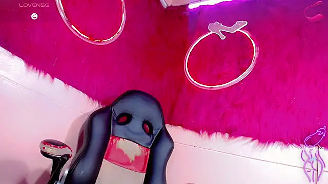 ambar_temptationn Live XXX chat