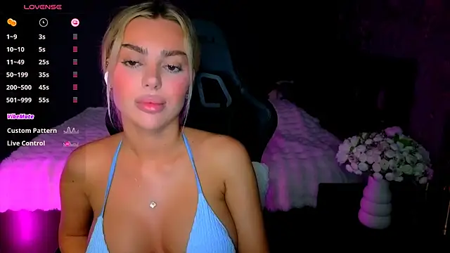 XXX chat uživo modela Ayla__Demir