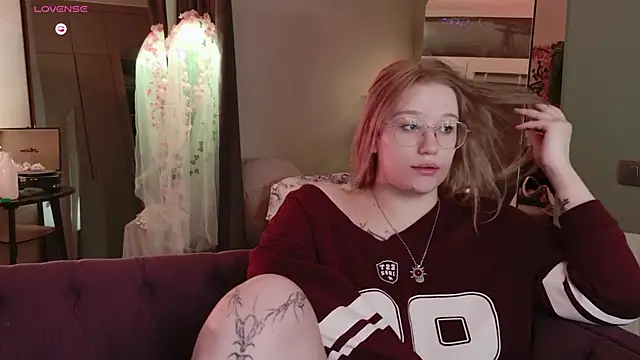 Morvelyn Live XXX-Chat