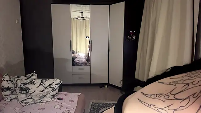 sasavurhi25n Live XXX chat