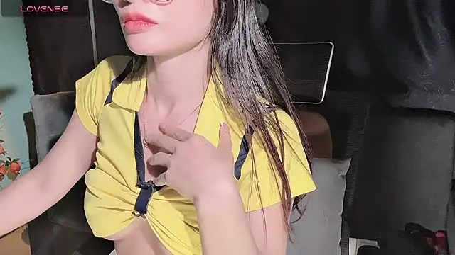 _Kem_Deep_ Live XXX Chat