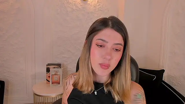 EveBensonX Chat XXX in diretta