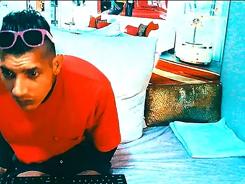 IndianSavageMale Live XXX-chat