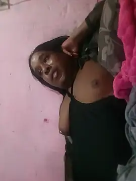 Chat XXX en directo de Hellentrans24