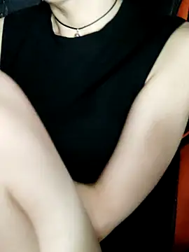 Chat XXX en directo de Aashikalaa