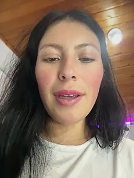 دردشة GiuliaBianchi الجنسية المباشرة
