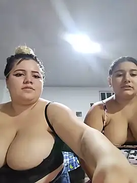 Sara_y_Amy's Live XXX Chat