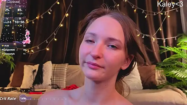 FloWkaley live XXX chat