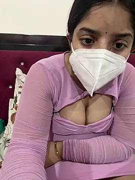 Chat XXX en directo de yourmoni001