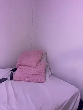 ms_ivanna's Live XXX Chat