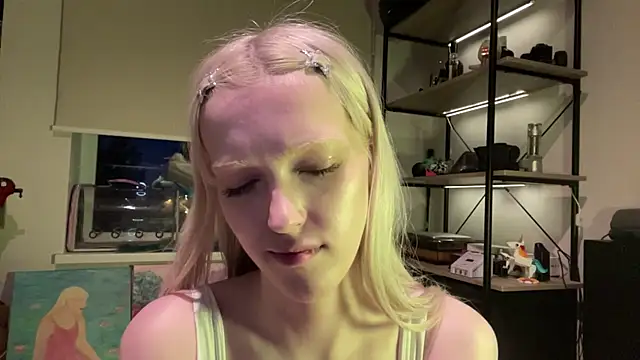 ShoshanaNogueras' Live XXX Chat
