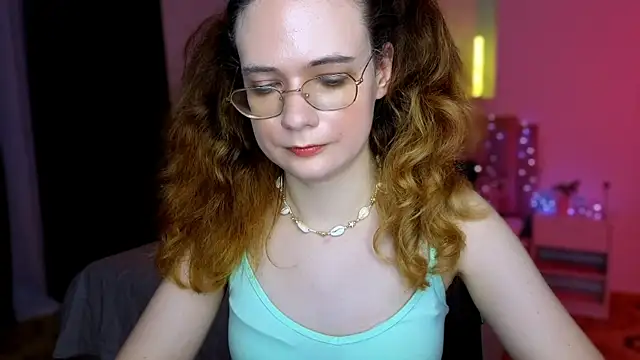Chat +18 de Little_humster ao vivo