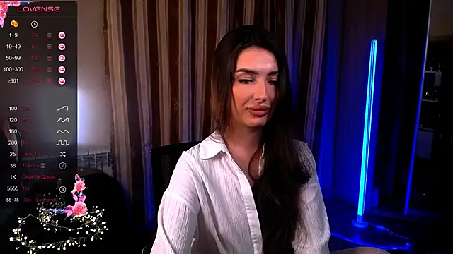 Laura_Bess' Live XXX Chat
