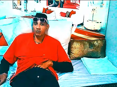 XXX chat uživo modela IndianSavageMale