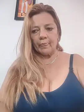 Онлайн чат XXX karlaanqui1