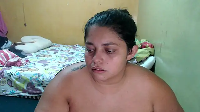 Živý XXX chat yulieth_bbw